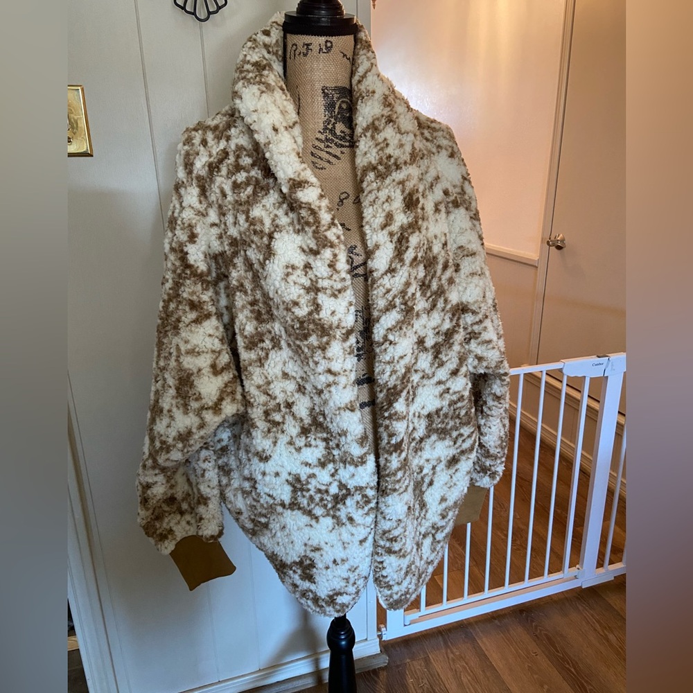 NWT Lularoe Teddy Bear Jacket